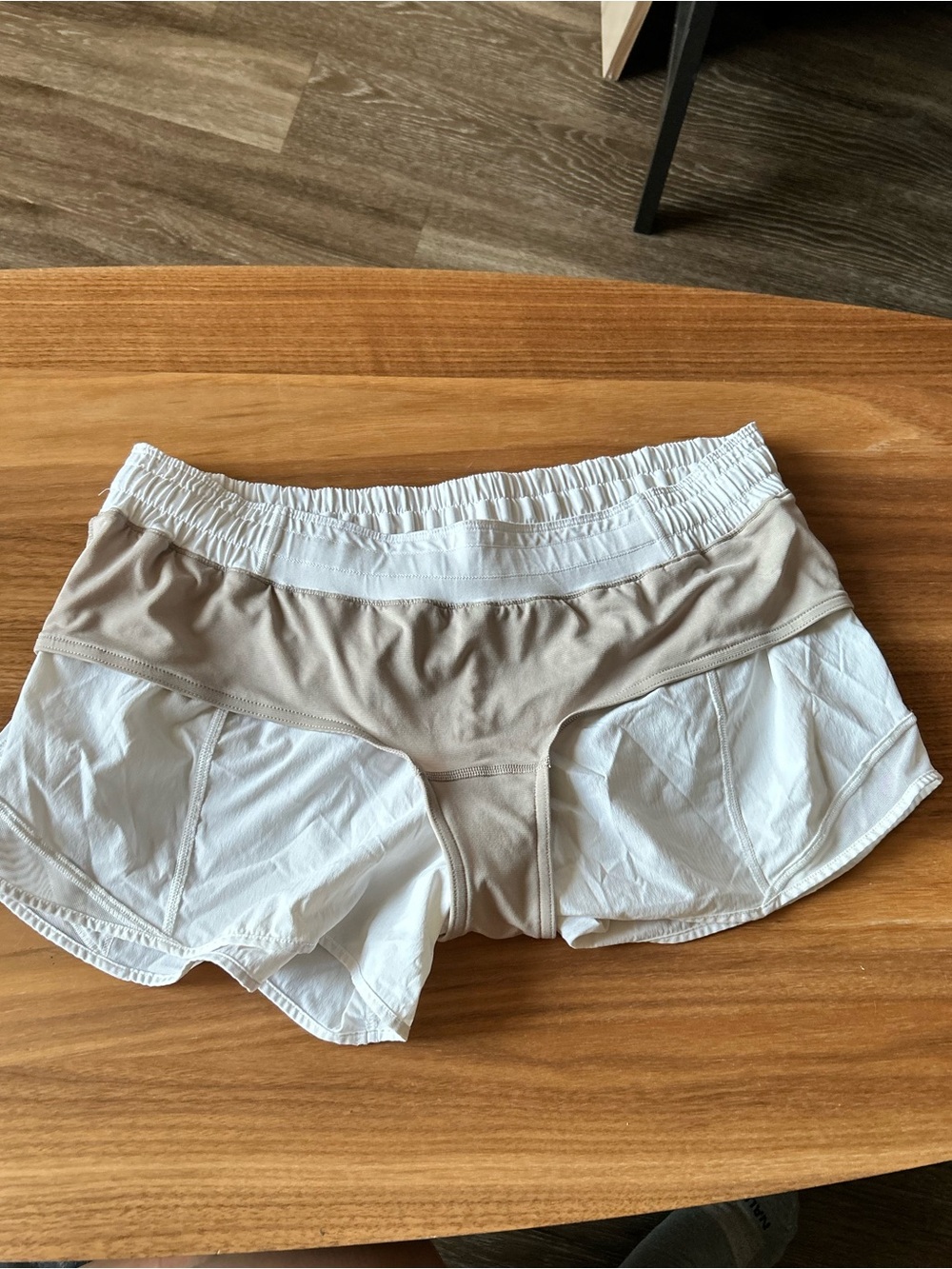 Lululemon Hotty Hot Short - Picture 11 of 14